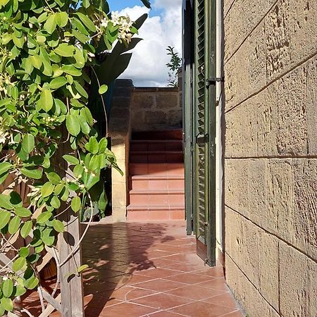 Mansarda Con Terrazzino Hotel Campofelice Di Roccella Bagian luar foto