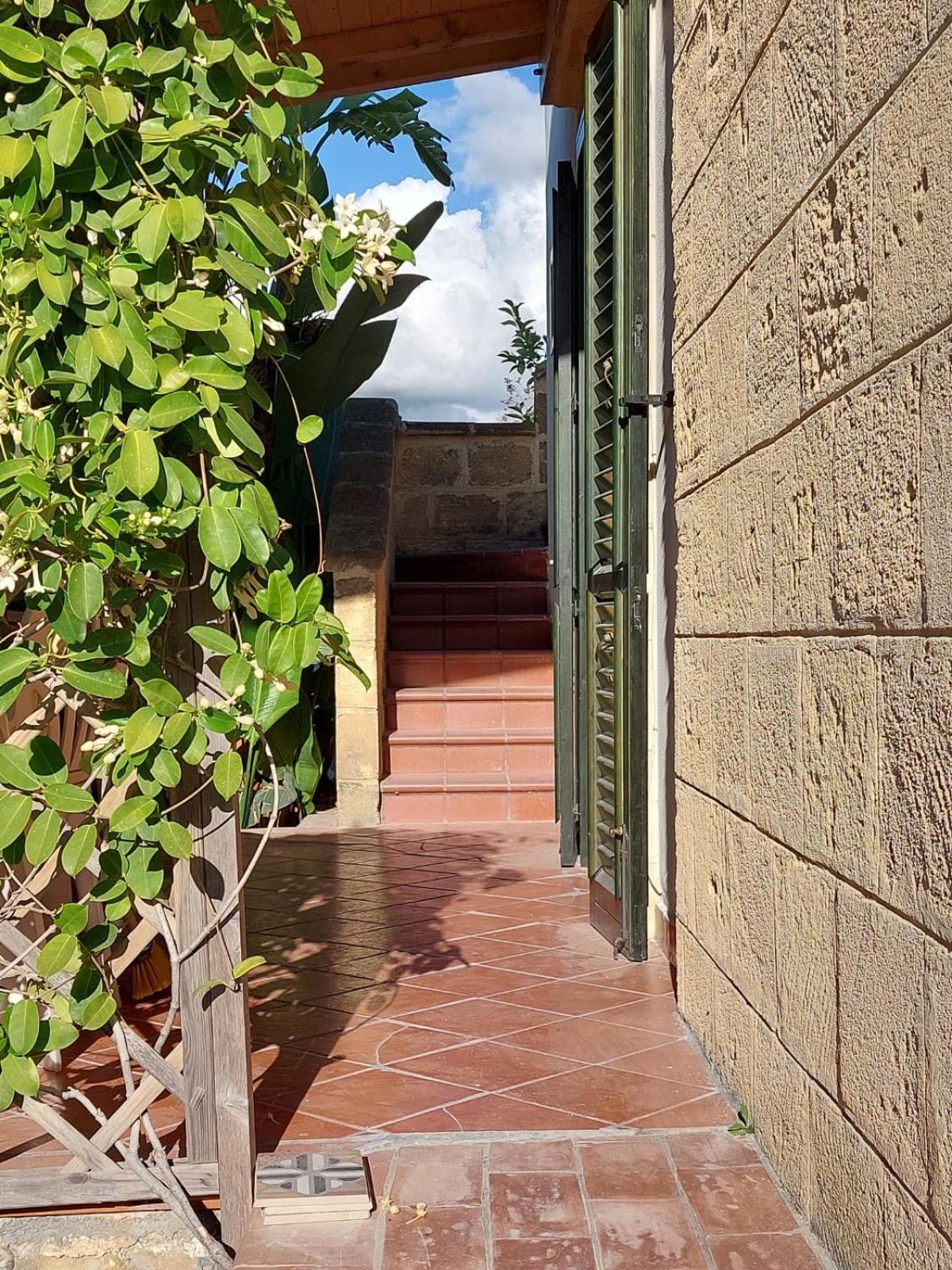 Mansarda Con Terrazzino Hotel Campofelice Di Roccella Bagian luar foto